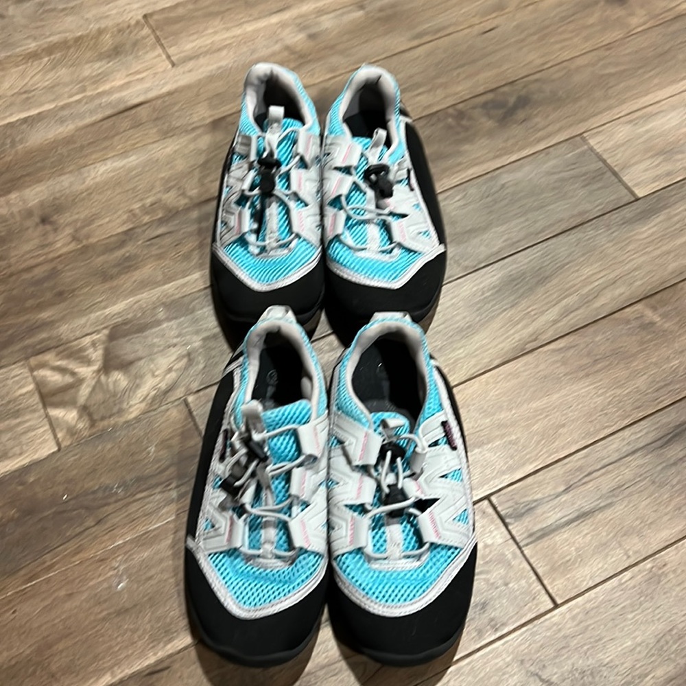 Kids water shoes